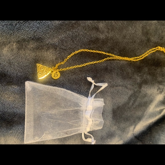 New initial “D” pizza necklace - Picture 2 of 5
